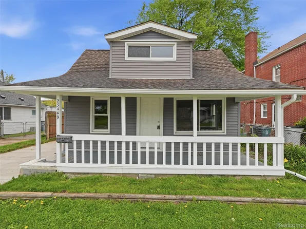 23449 Carlisle Ave, Hazel Park, MI 48030