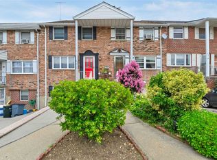 23945 65th Ave, Little Neck, NY 11362