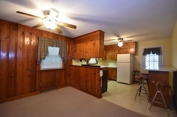 5th image of 314 Courtland Ter