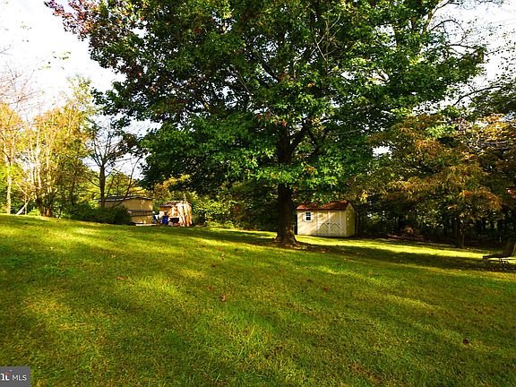 5th image of 10810 Trafton Dr