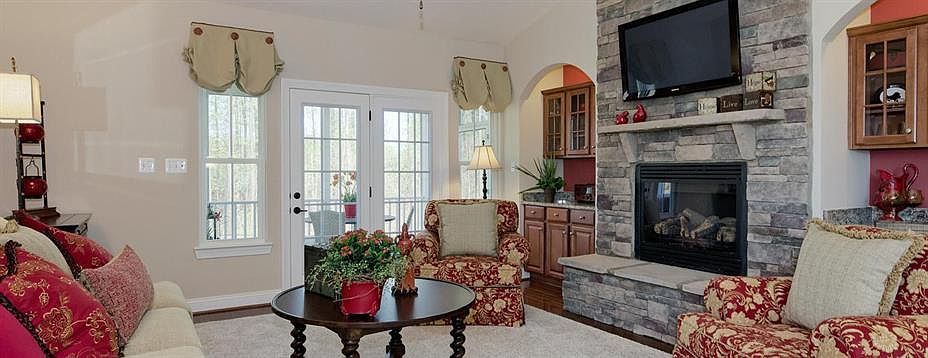 2nd image of 78748 Zip English Oak Dr
