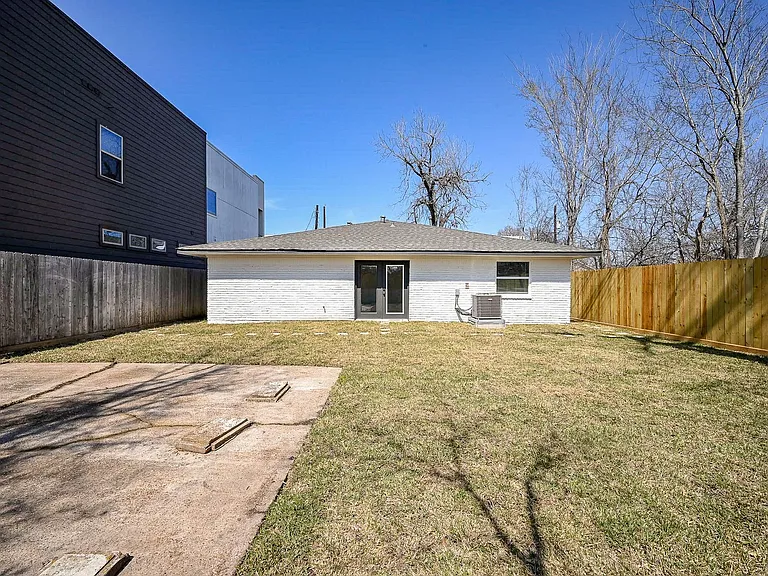 4710 Hershe St — Photo 15