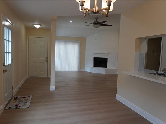 4th image of 8207 Misty Ridge Ln