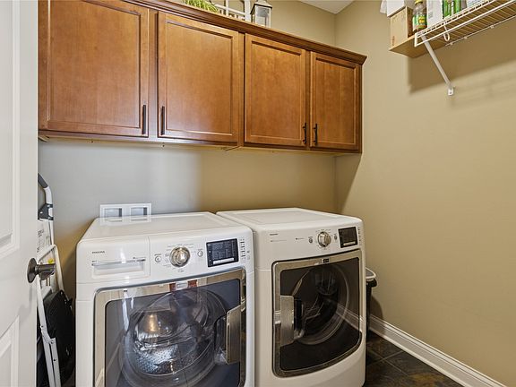 5th image of 8670 Silverwood Dr