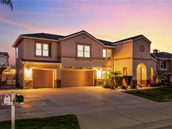 3038 Pinehurst Dr, Corona, CA 92881