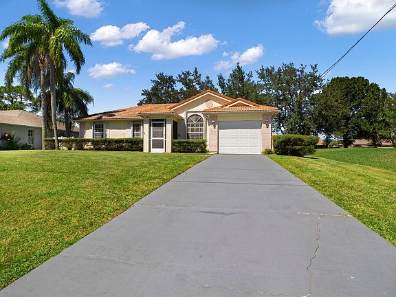 2nd image of 1333 SW Gastador Ave
