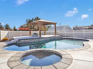 14101 Hopi Rd, Apple Valley, CA 92307