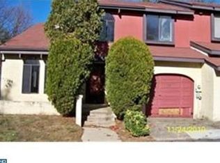 11 Mission Ln, Sicklerville, NJ 08081