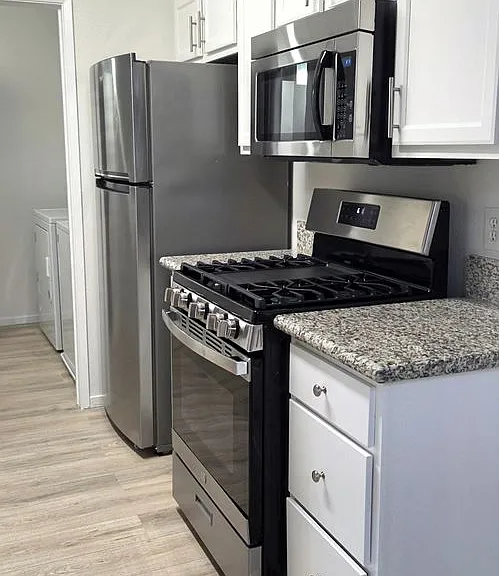 950 Ven Mls #523 — Photo 3