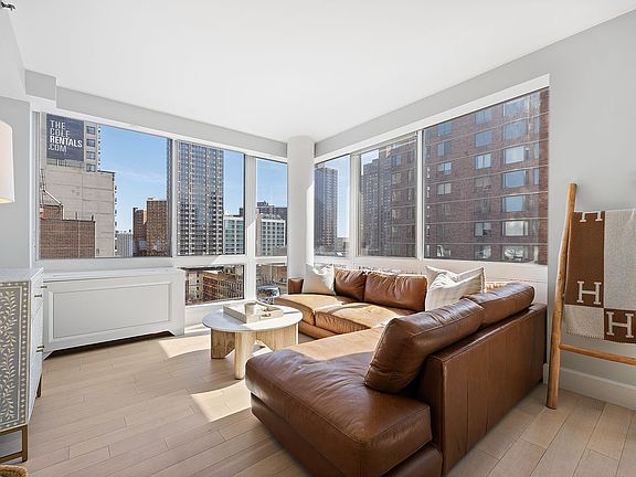 5th image of 389 E 89th St APT 9F