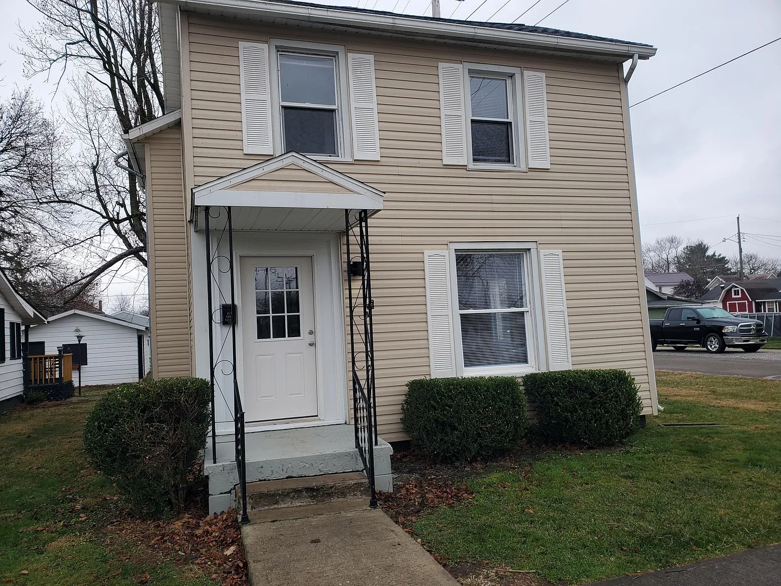 3 bed, 1570 sqft, $1,400 — Photo 2