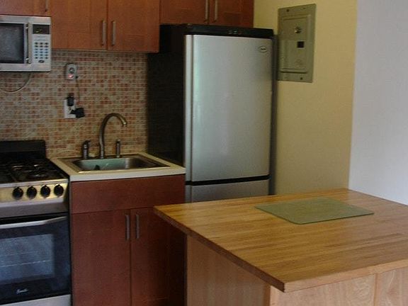 4th image of 149 W 119th St APT 2R