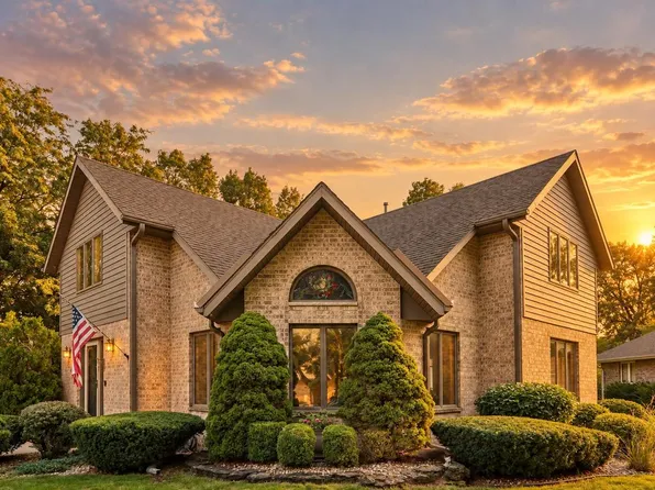 432 Jennifer AVENUE, Burlington, WI 53105