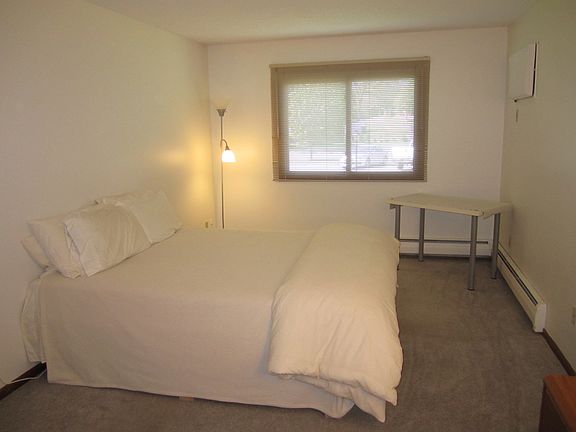 3rd image of 255 Westview Dr APT 108