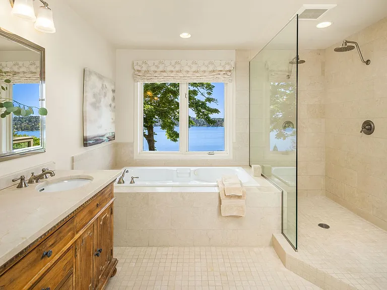 7447 W Mercer Way — Photo 20