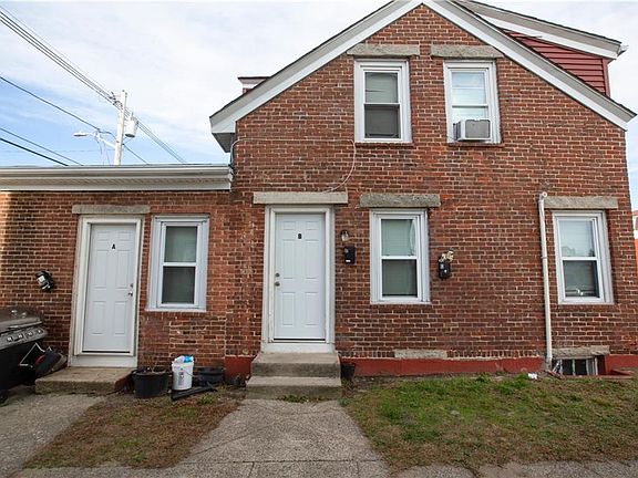 2nd image of 1003 Charles St