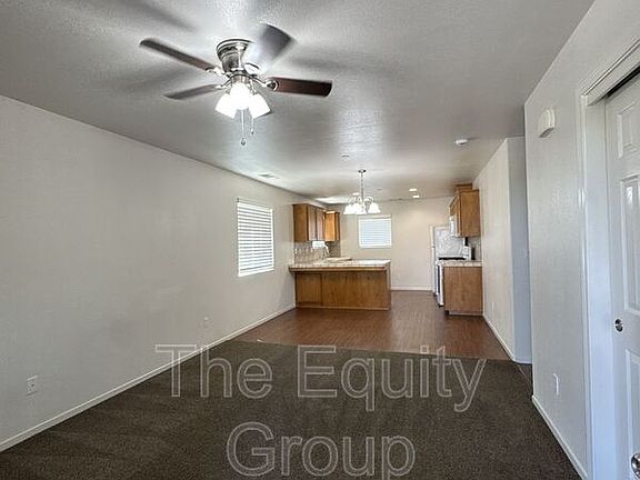 5th image of 2226 W Lark Ave