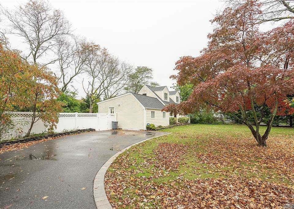 1st image of 7 Vine Ln
