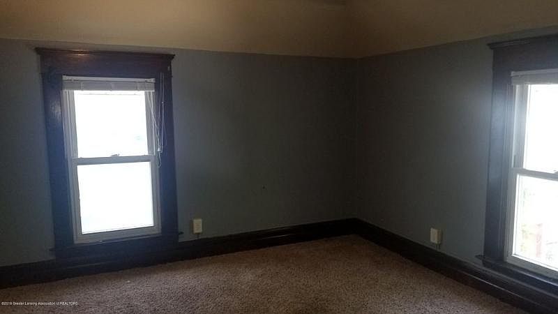 1st image of 905 Seymour Ave