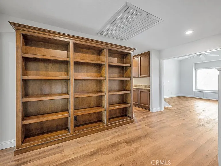 11 Pinewood Dr — Photo 22