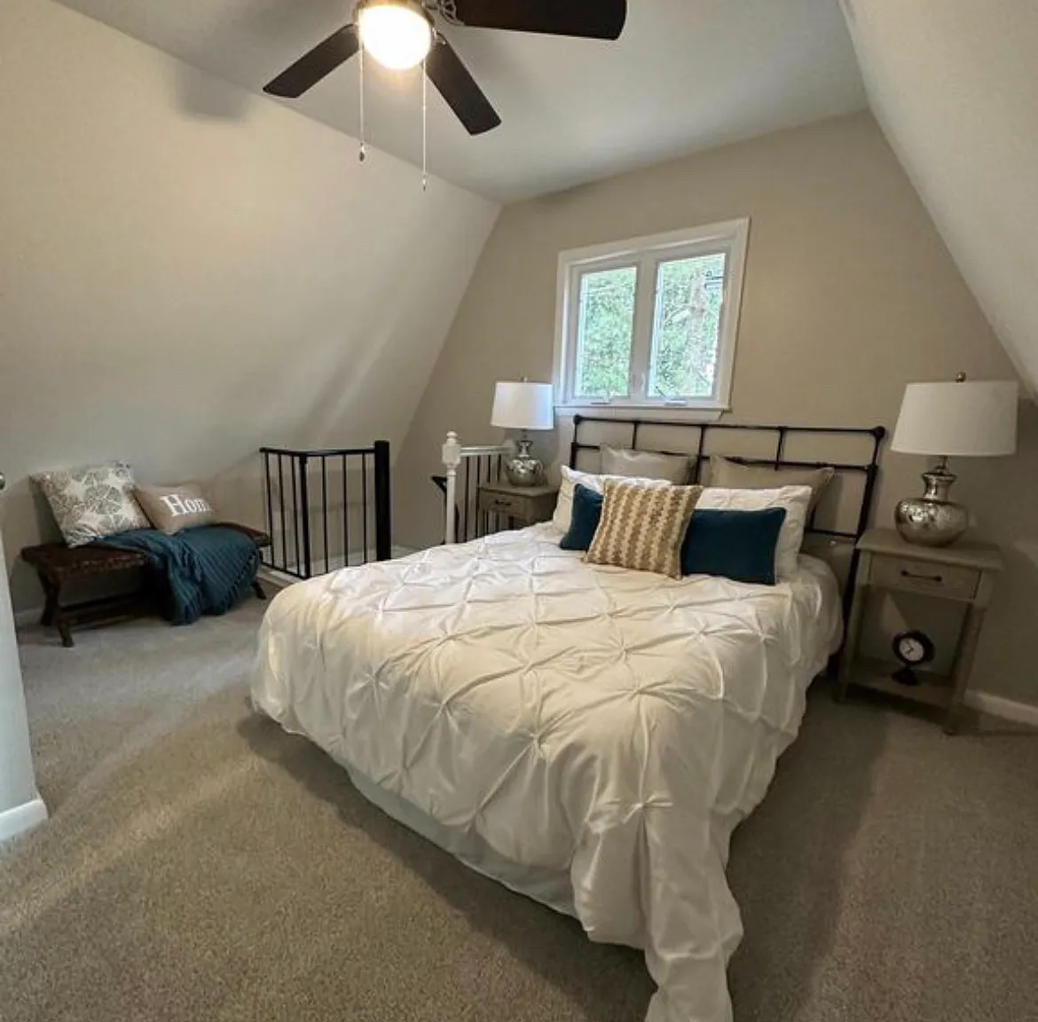 2 bed, 1.5 bath, 674 sqft, $2,010 — Photo 1