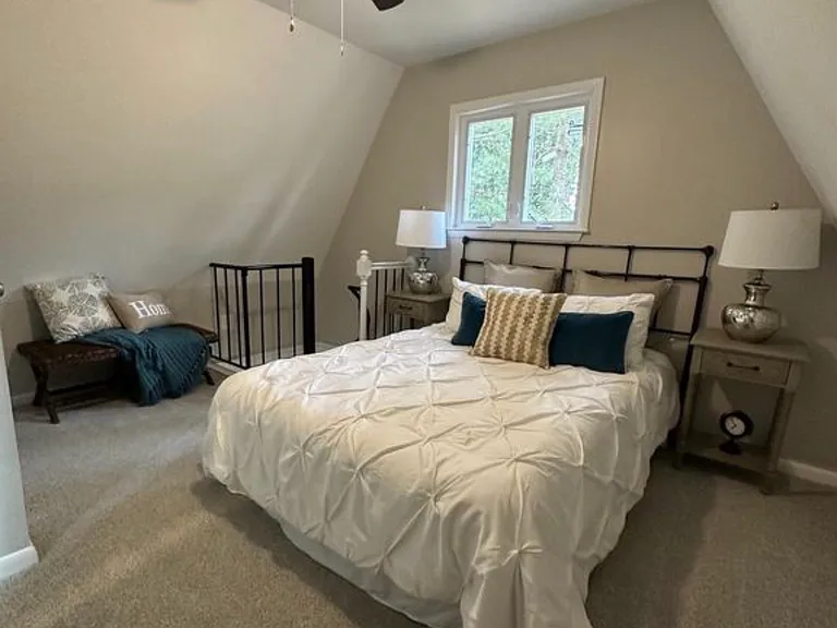864 Whispering Pine Cir — Photo 1