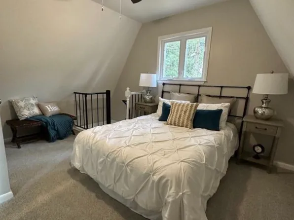 864 Whispering Pine Cir, Lusby, MD 20657