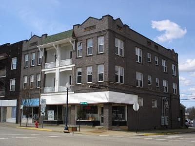 2nd image of 68 E Main St APT 5