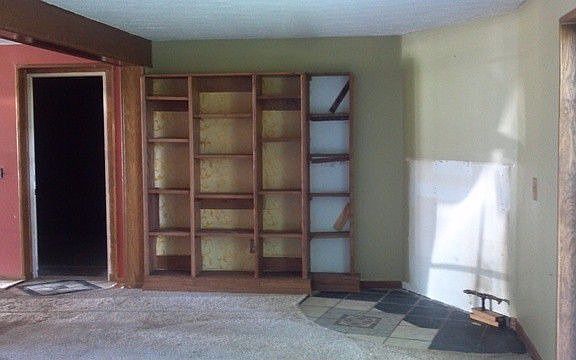 4th image of 442 Kingsgate Dr