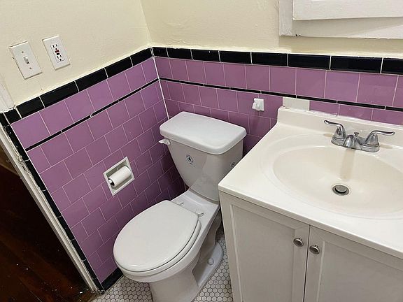 4th image of 633 S Cochran Ave #309