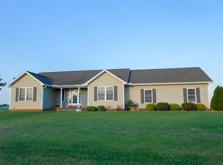 9928 S Joy Ln, Haubstadt, IN 47639