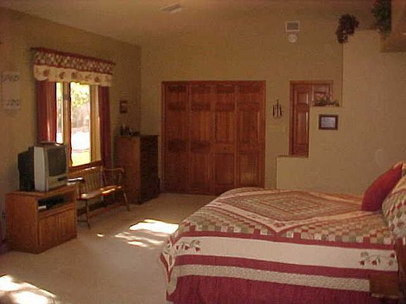 5th image of 5405 Stonemoor Dr