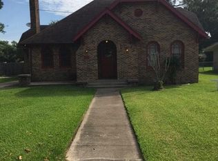 210 Dryden Pl, Pt Arthur, TX 77642