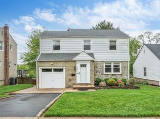 62 Sadler Rd, Bloomfield, NJ 07003