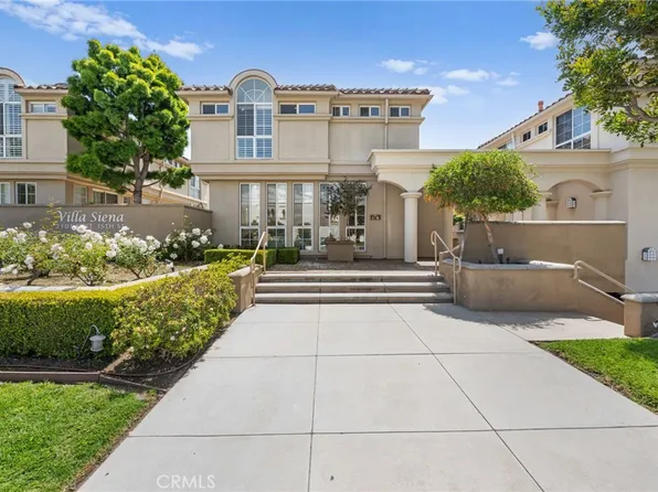 2101 E 15th St APT 5, Newport Beach, CA 92663