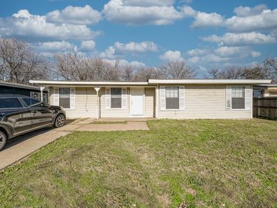 2003 Sidney St, Arlington, TX, 76010