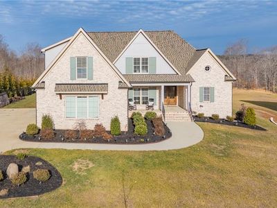 2005 Bob Jessup Dr, Greensboro, NC, 27455