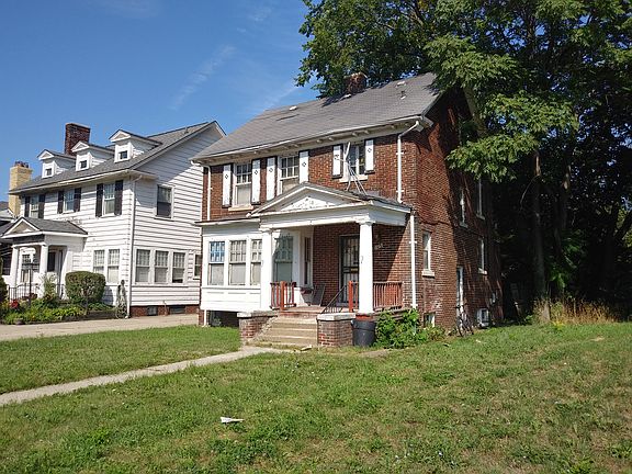 2nd image of 105 Farrand Park