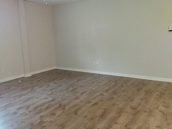 5th image of 2238 N College Ave