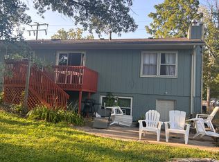 1305 W Benton St, Iowa City, IA 52246