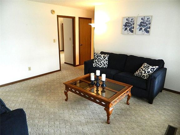 3rd image of 3334 N Carly Ln