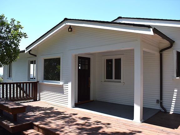 5th image of 1811 Park Dr