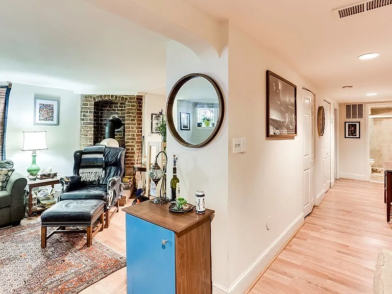 1726 Willard St NW #B — Photo 11