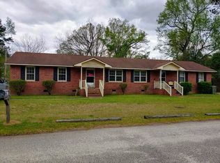 301 Pecan St #A, Dillon, SC 29536