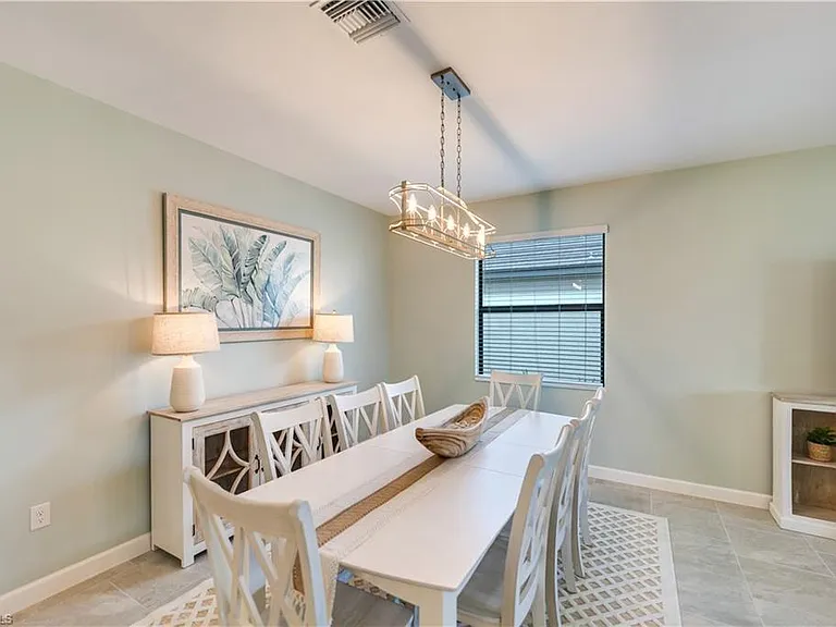 18546 Ives Dr — Photo 11