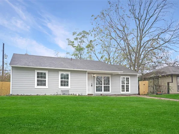 5946 Beldart St, Houston, TX 77033