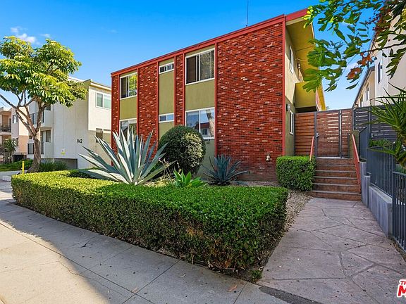 3rd image of 940 7th St APT 8