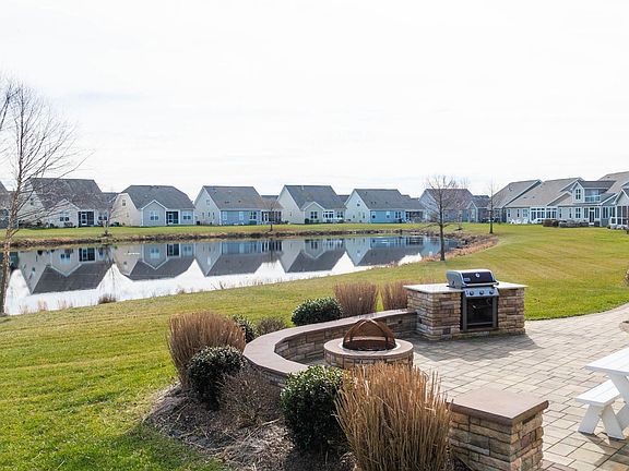 5th image of 20121 Trap Pond Ct
