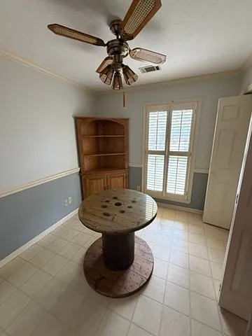 118 Country Club Drive Apt B - B — Photo 4