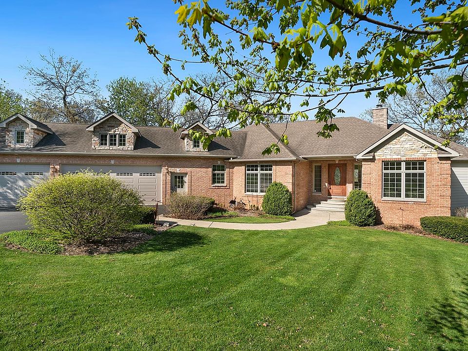 13244 Promontory Trl, Roscoe, IL 61073 Zillow
